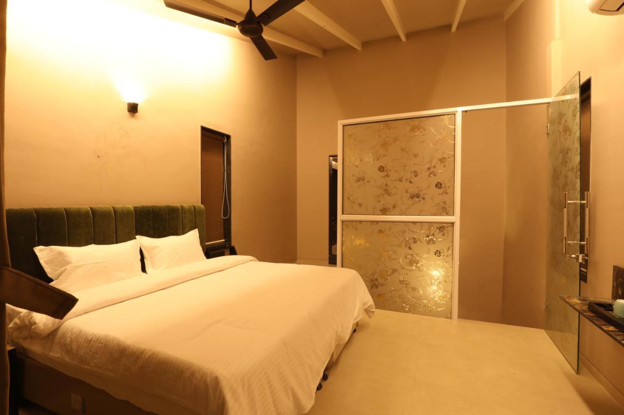 Farm stay Isola Luxury Farm Nashik